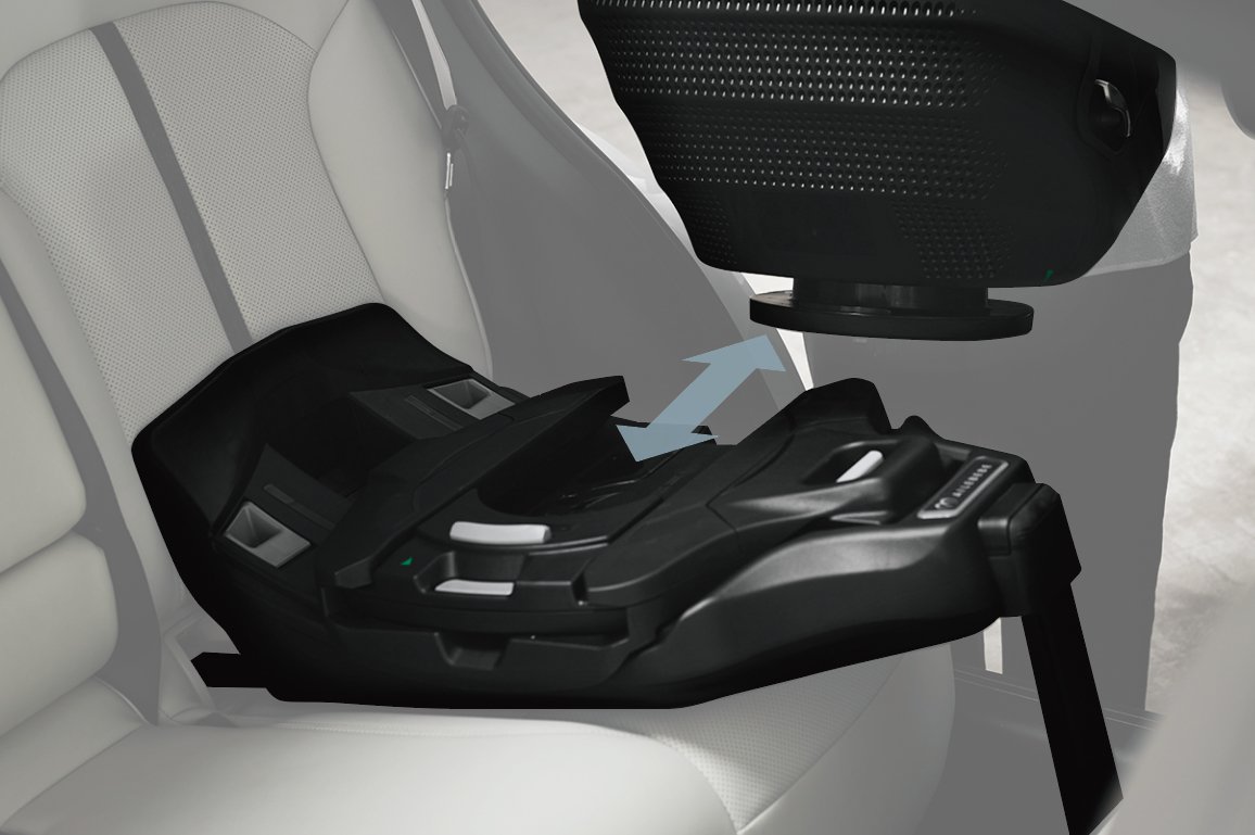 日本初の新機構※ 「360°回転×スライド×スイング」を搭載。乗せ